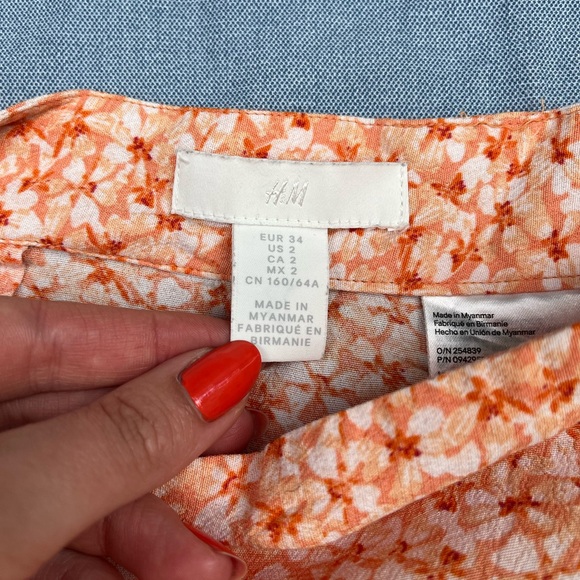 H&M Floral Midi Skirt - Picture 2 of 4